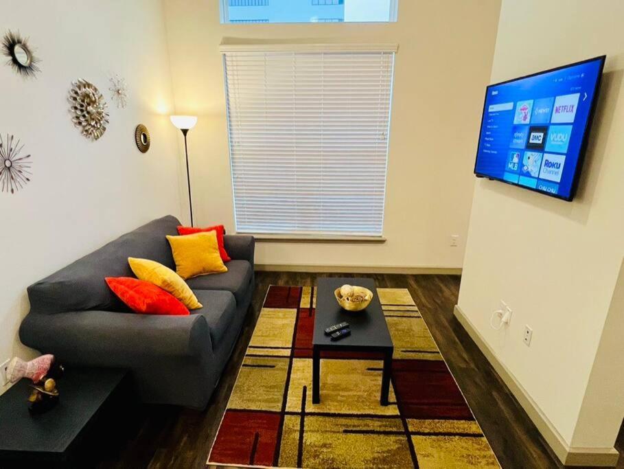 Apto 1 Bed - Kitchen - Free Parking Apartment Хюстън Екстериор снимка